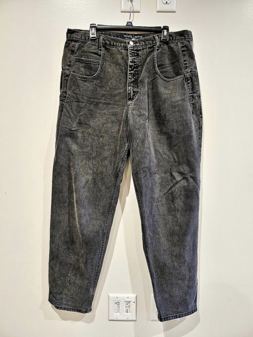 GUESS 1990s Loose Fit Jeans